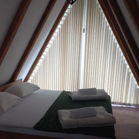 Vikendica Hamza * Bihać