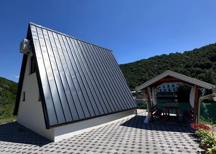 Nyaraló Vikendica Hamza